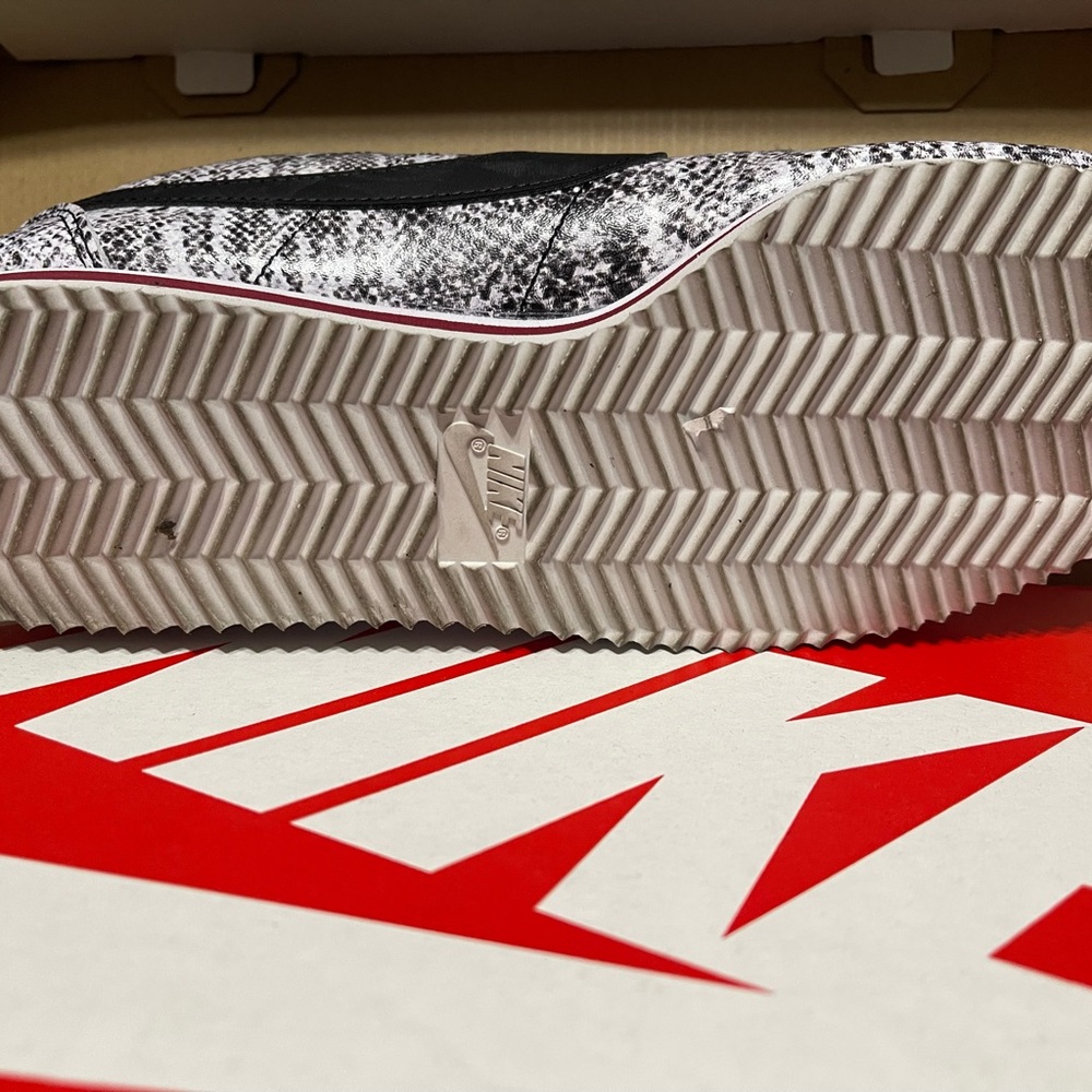 Nike W8.5 Multi-color - Picture 4 of 5